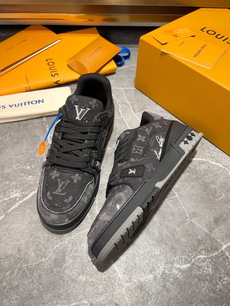 Louis Vuitton Sneakers